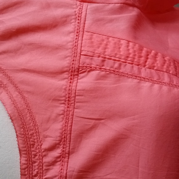 Tommy Hilfiger Medium cotton pleated top, short sleeves with crochet detail, NWT - Picture 2 of 9